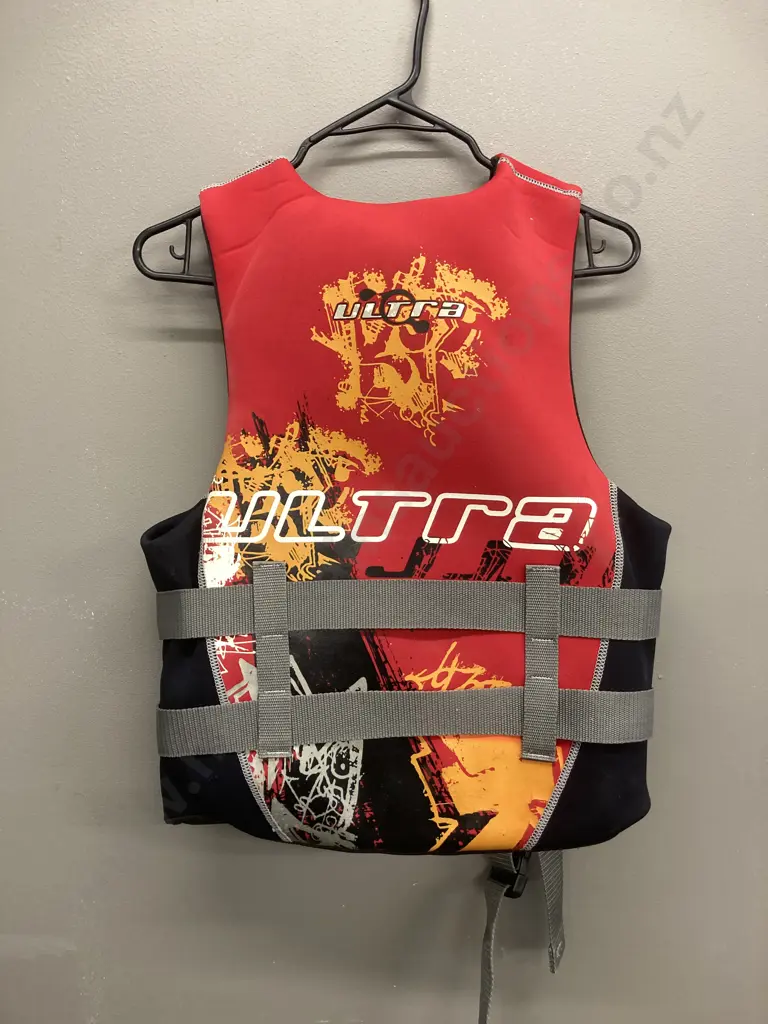 Ultra Eclipse Neoprene PFD Type 2 Adult Medium, Red / Orange Image 1++